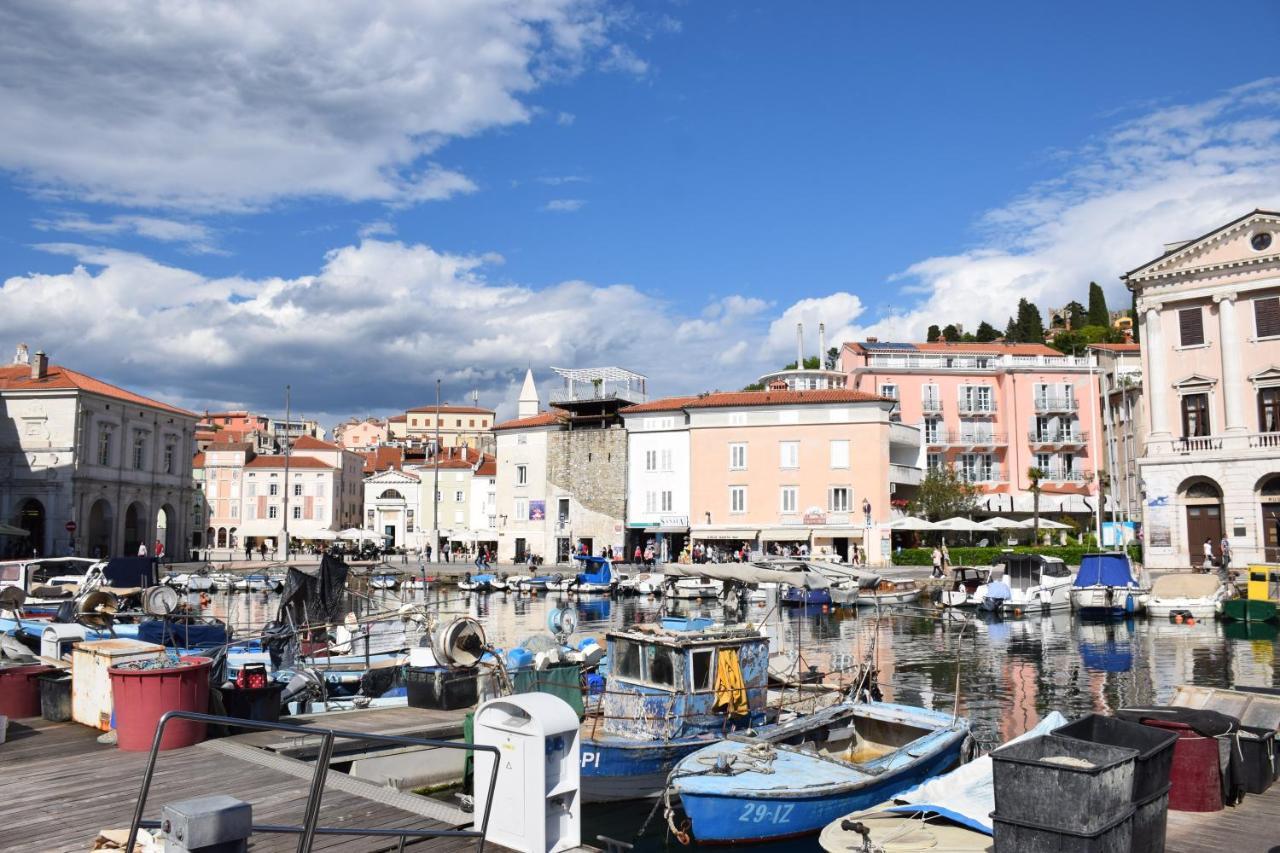 Apartments Rosso Piran. Exterior photo